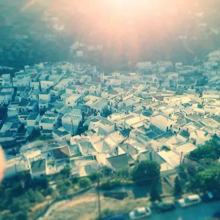 Gialos House 度假居 *