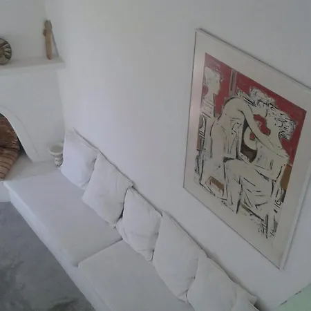 Gialos House *